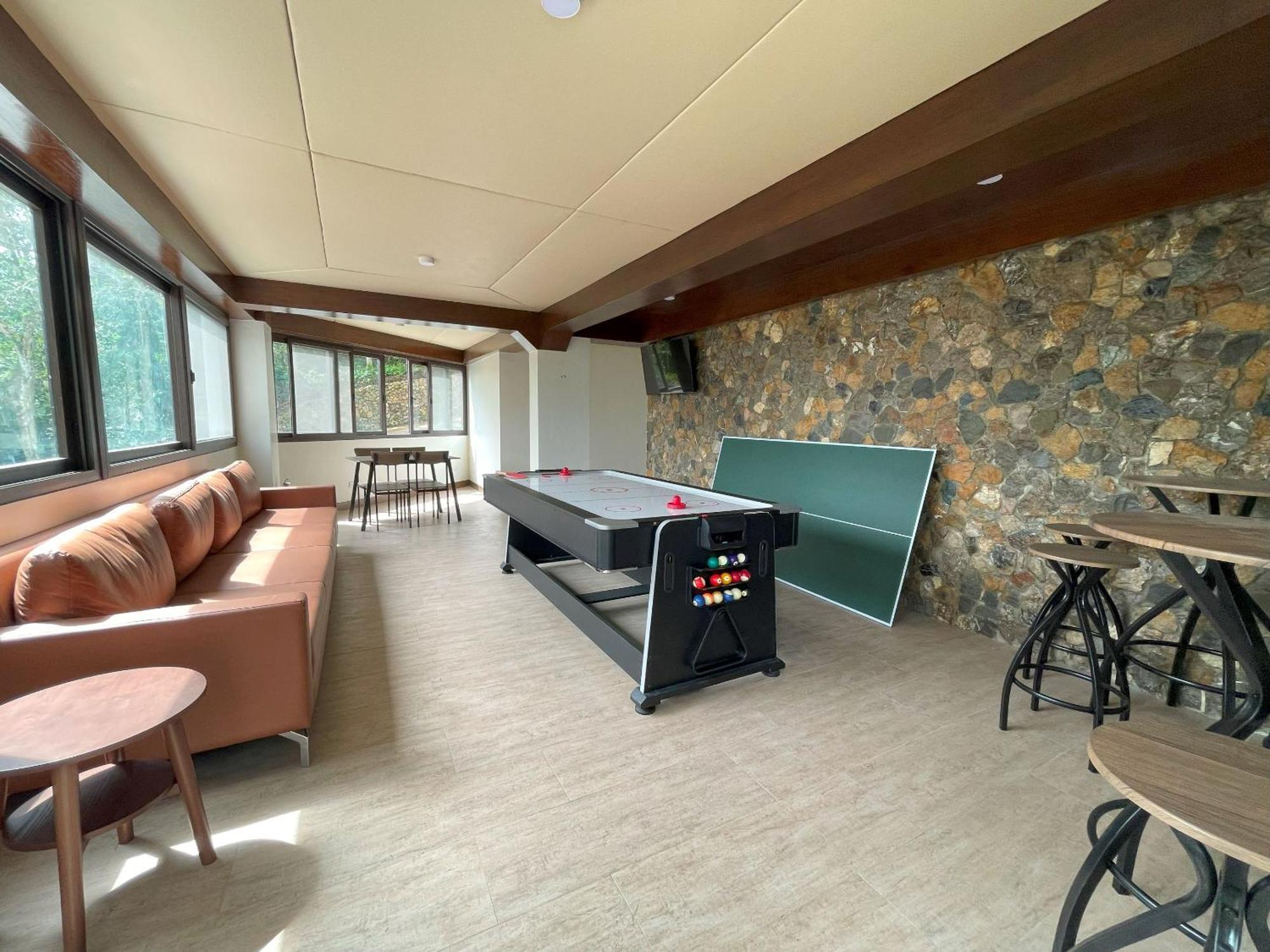 Mist Mountain Resort Powered By Cocotel Cebu Εξωτερικό φωτογραφία