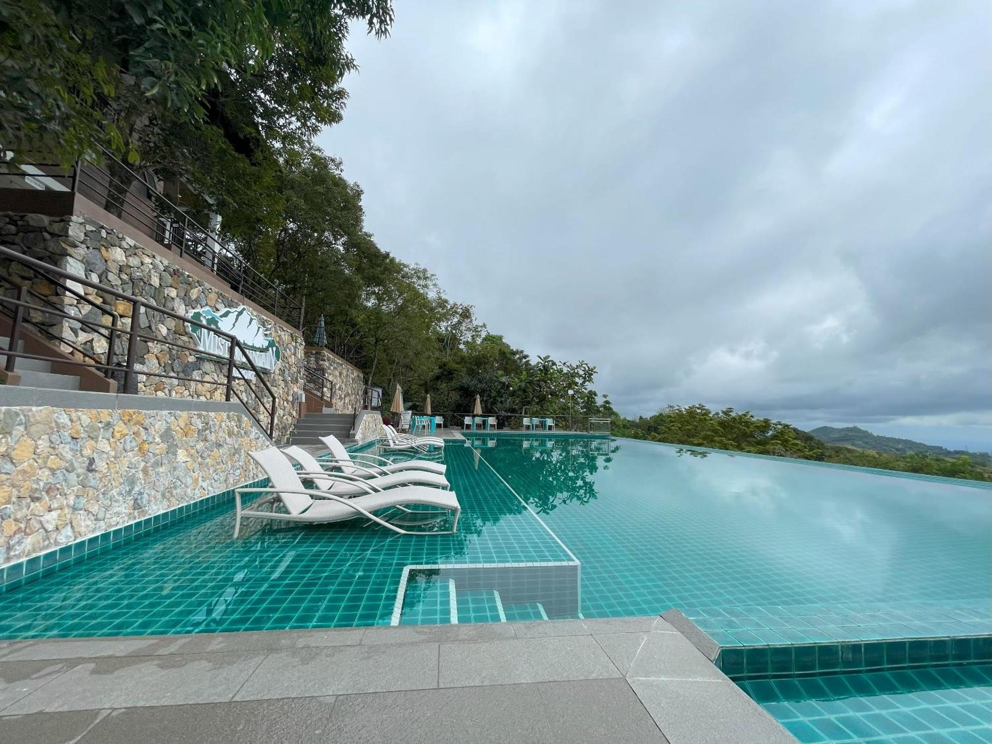 Mist Mountain Resort Powered By Cocotel Cebu Εξωτερικό φωτογραφία