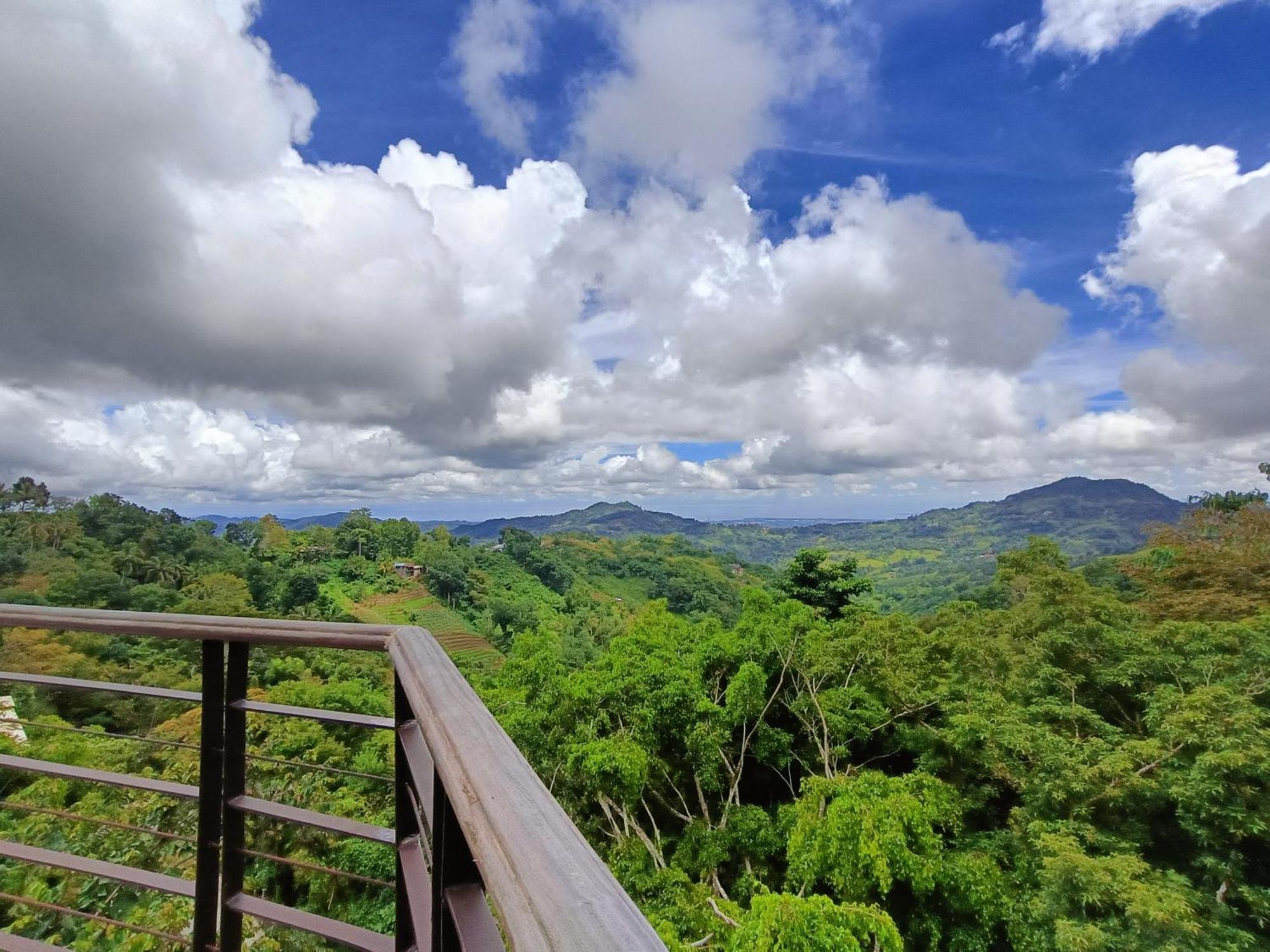 Mist Mountain Resort Powered By Cocotel Cebu Εξωτερικό φωτογραφία