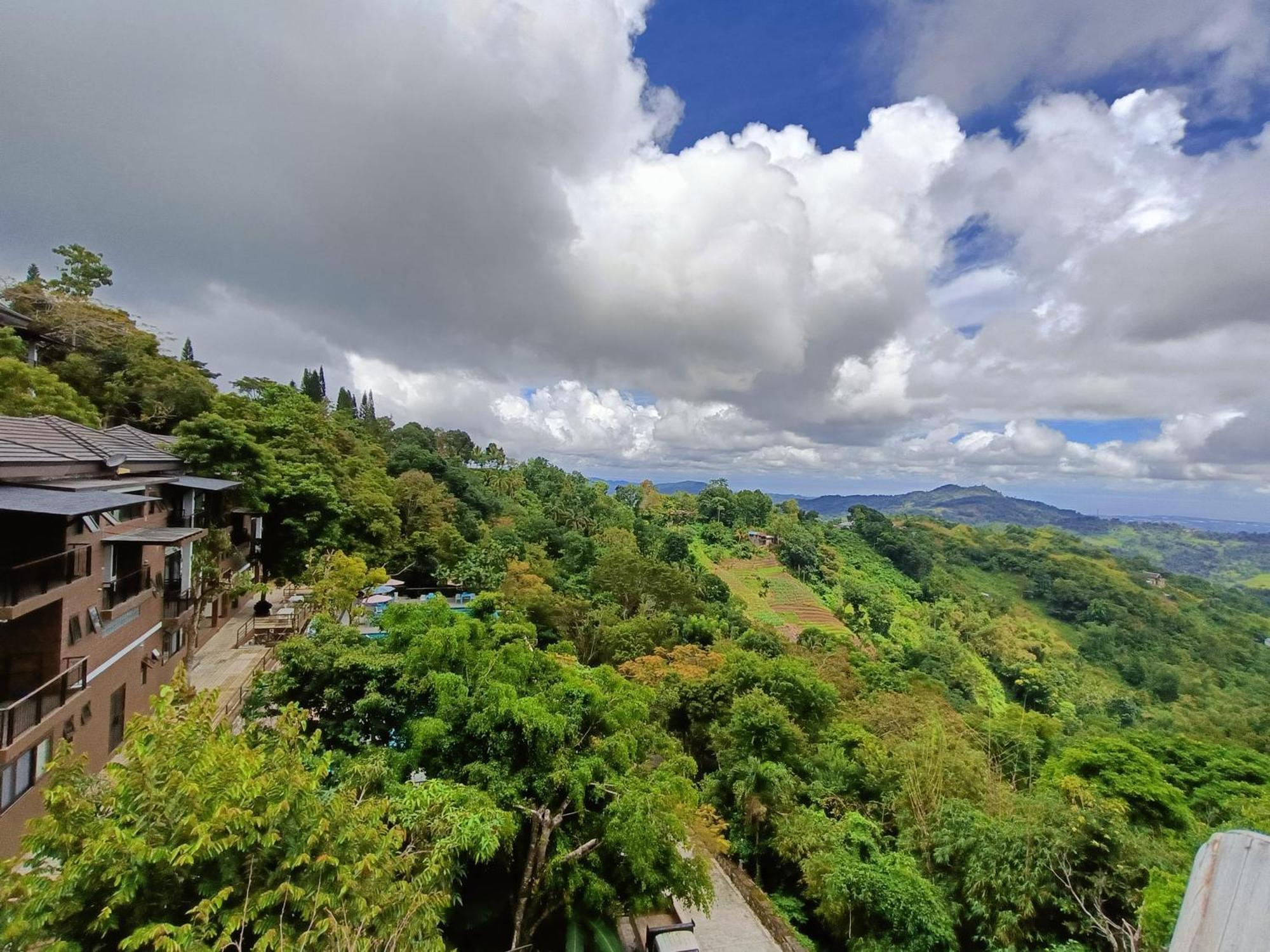 Mist Mountain Resort Powered By Cocotel Cebu Εξωτερικό φωτογραφία